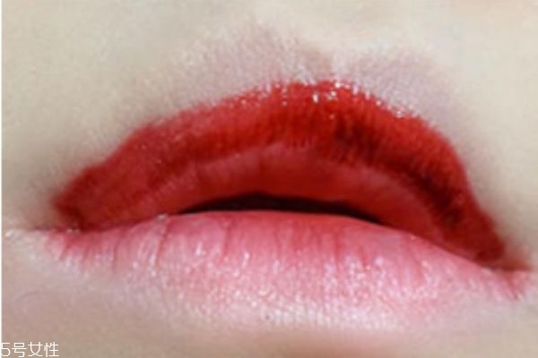 ��ʽҧ��ױ�Ļ��� ������Ůױ��